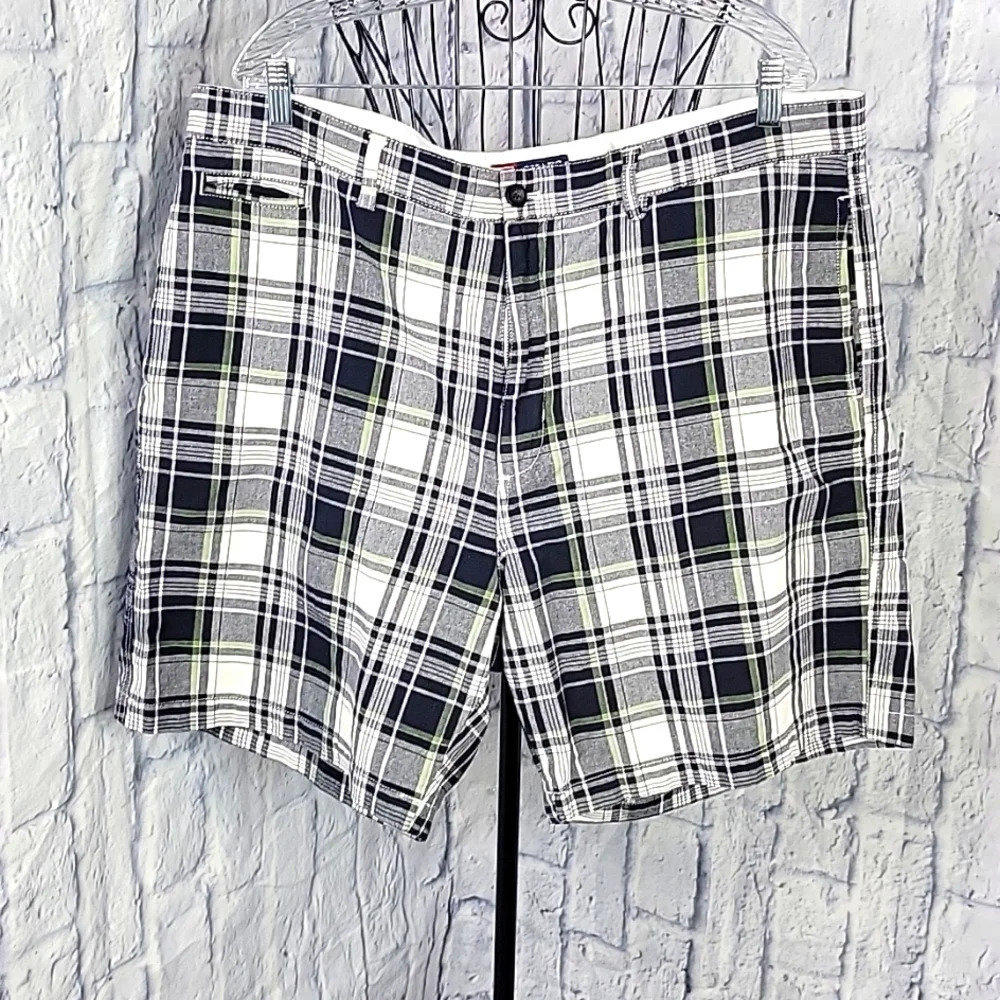 CHAPS Blue, Green White Plaid Men's Shorts Size 42